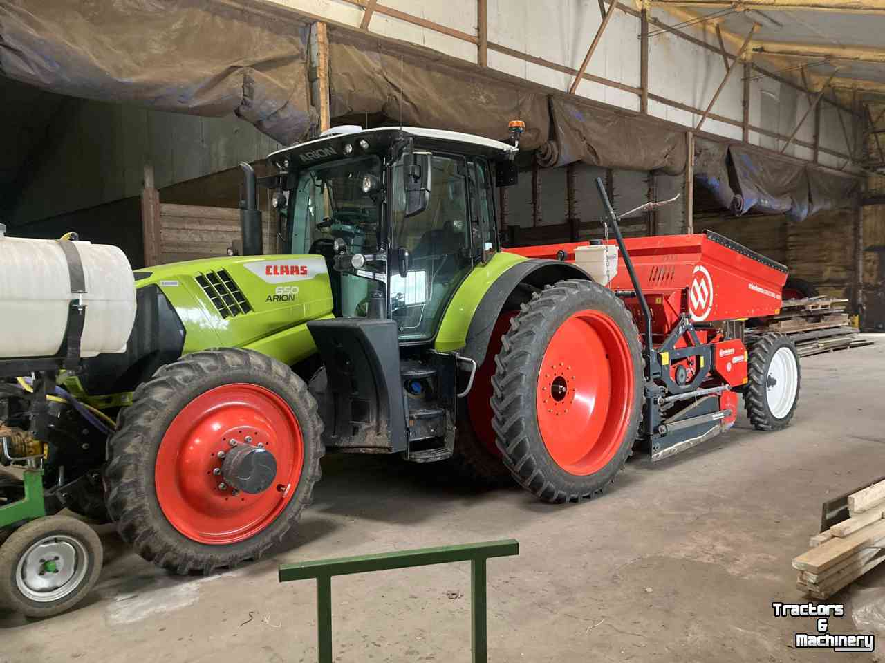 Schlepper / Traktoren Claas Arion 650 Cebis