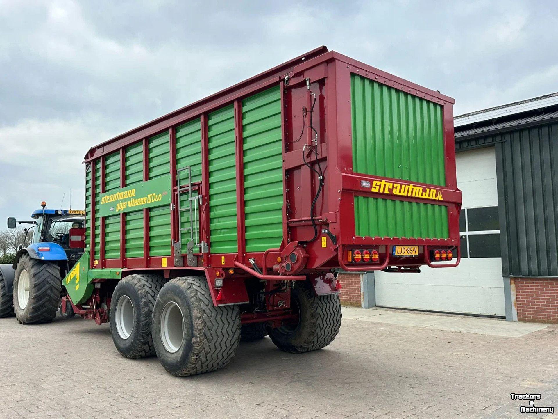Silagewagen Strautmann GIGA VITESSE 3 DUO PLUS Giga Vitesse 3 Duo plus