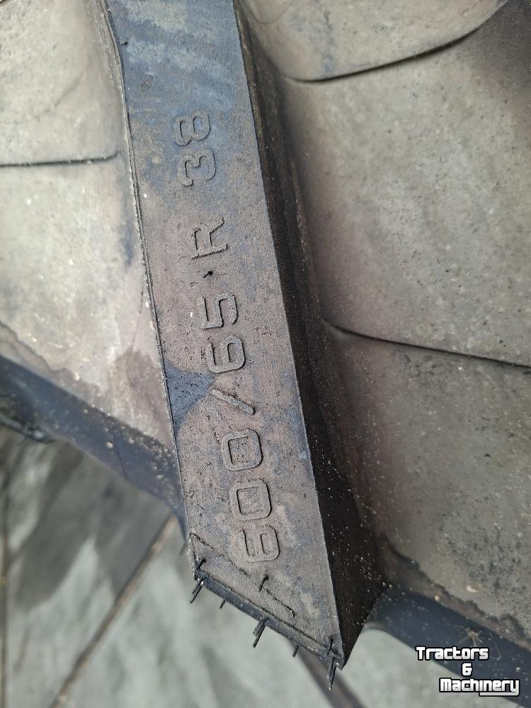 Räder, Reifen, Felgen & Distanzringe Trelleborg 600/65R38
