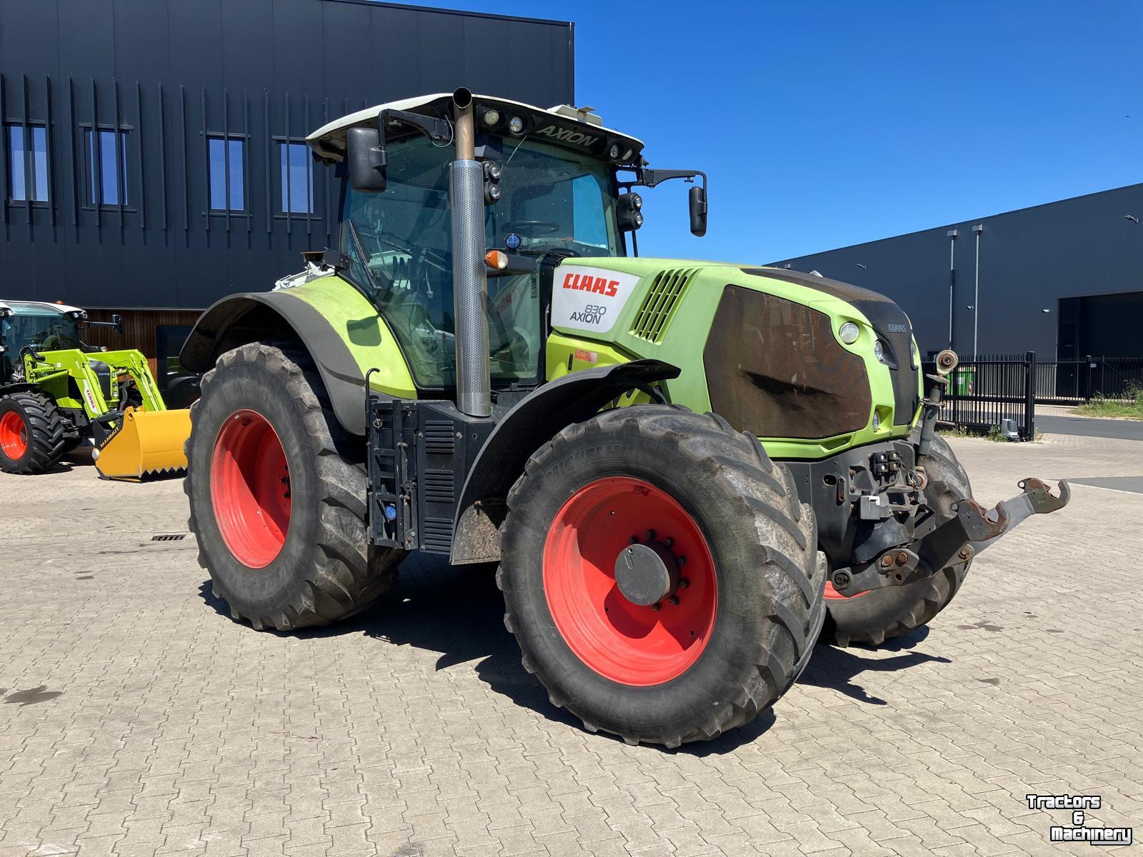 Schlepper / Traktor Claas AXION 830