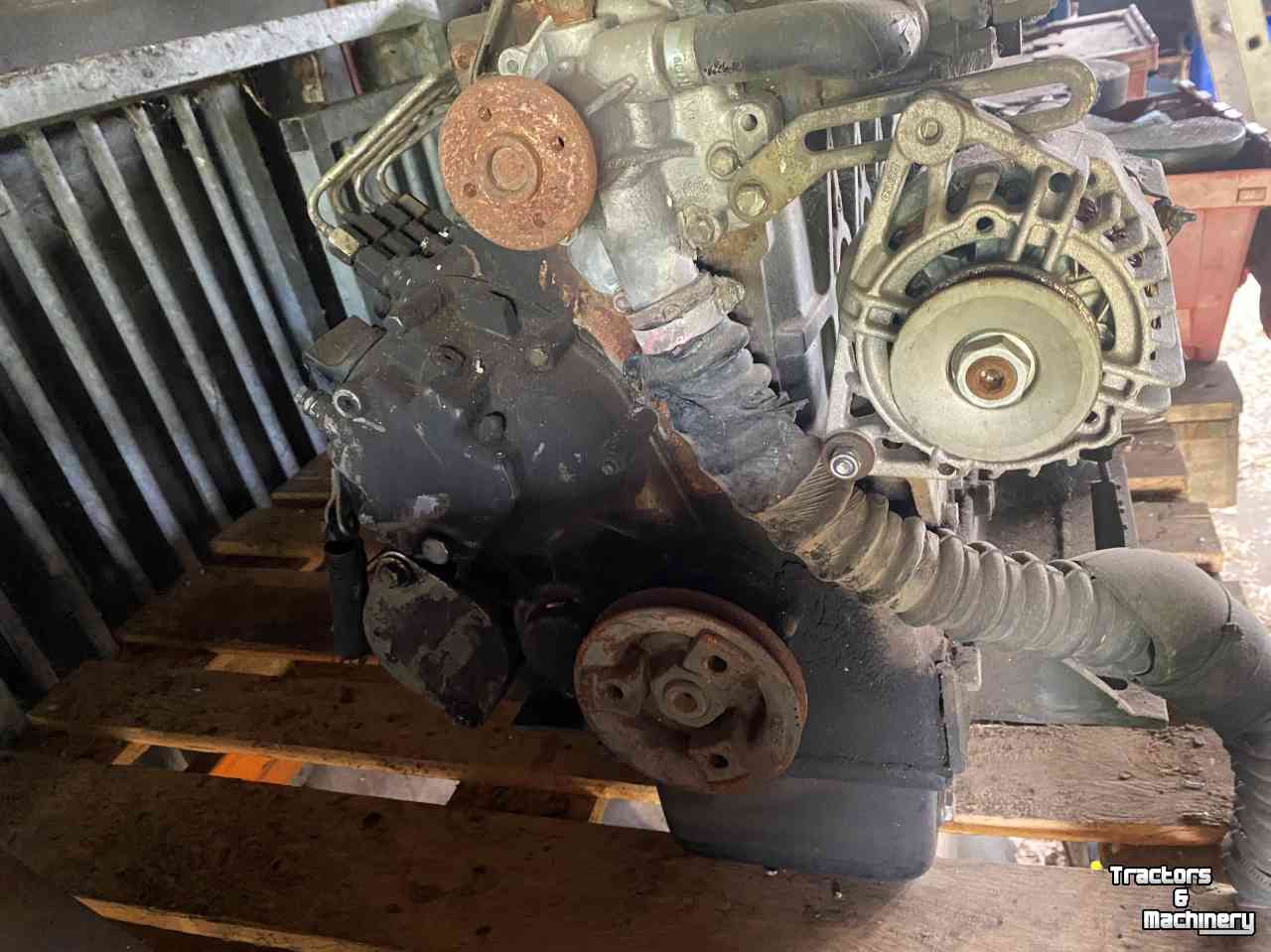 Motor Perkins 404-d15