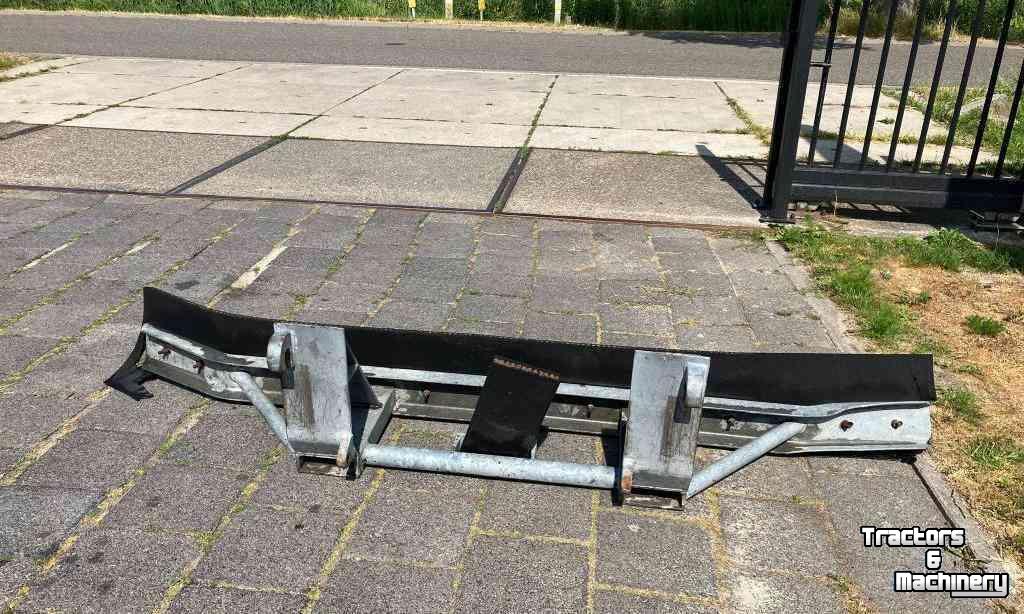 Schneeräumgeräte  Rubberschuif met euro & lepelinsteek