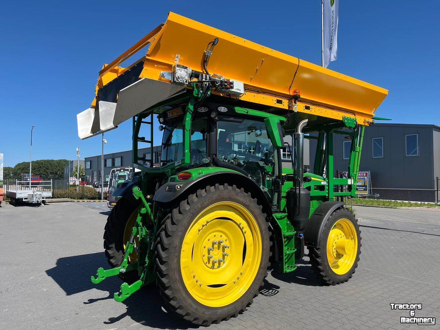 Schlepper / Traktor John Deere 6R 155