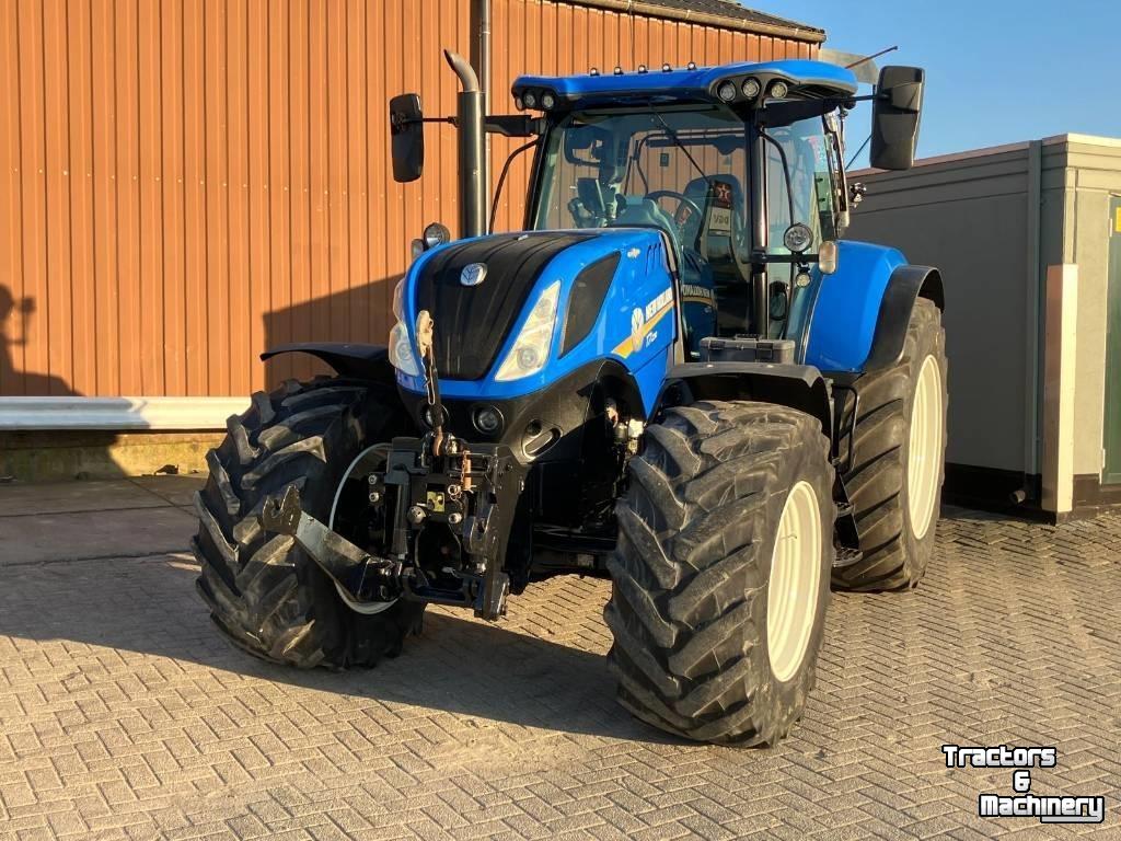 Schlepper / Traktor New Holland T 7.230