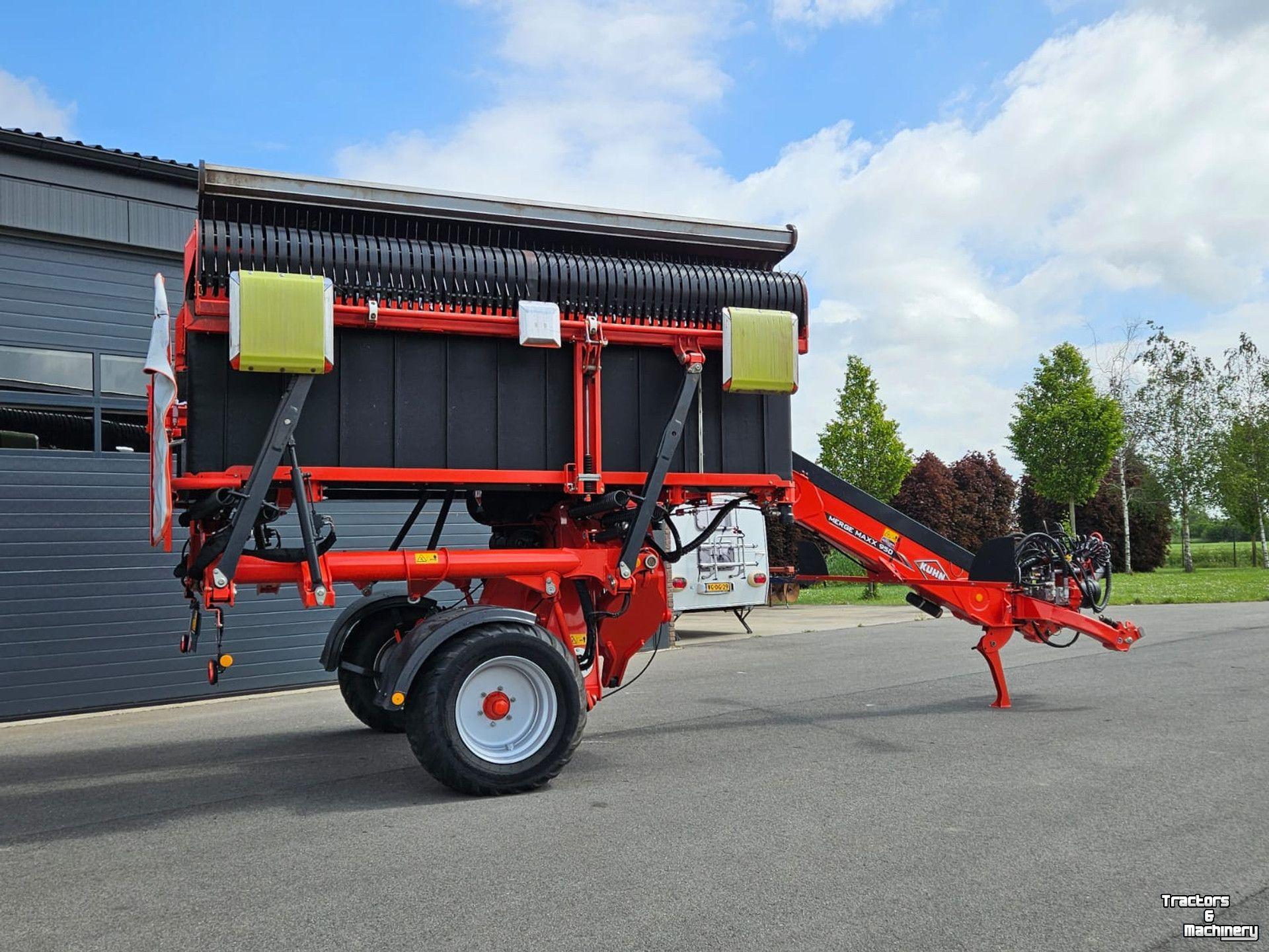 Schwader Kuhn MERGE MAXX 950 Bandenhark