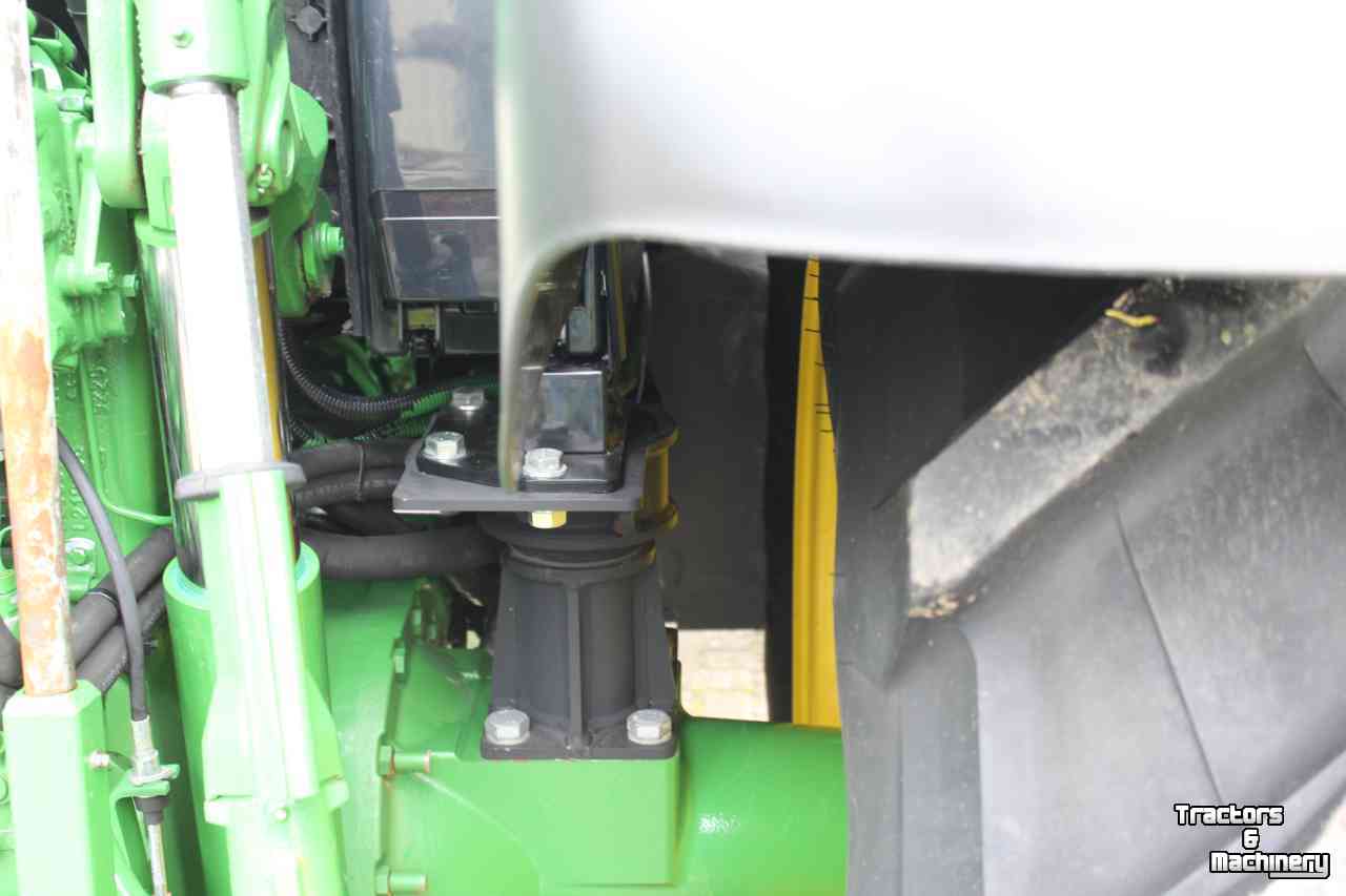 Schlepper / Traktoren John Deere 6120M 623R voorlader