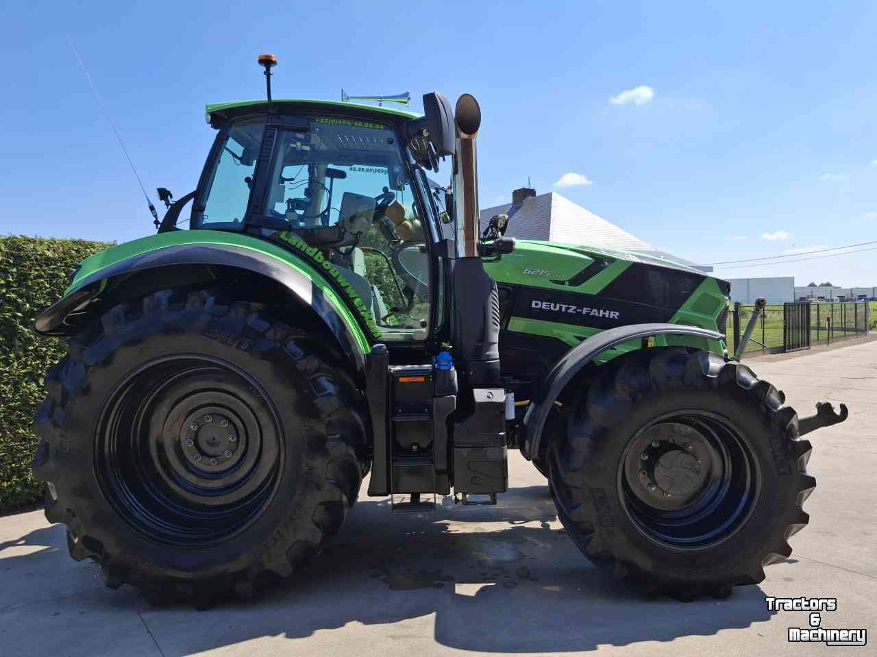 Schlepper / Traktor Deutz-Fahr 6215ttv