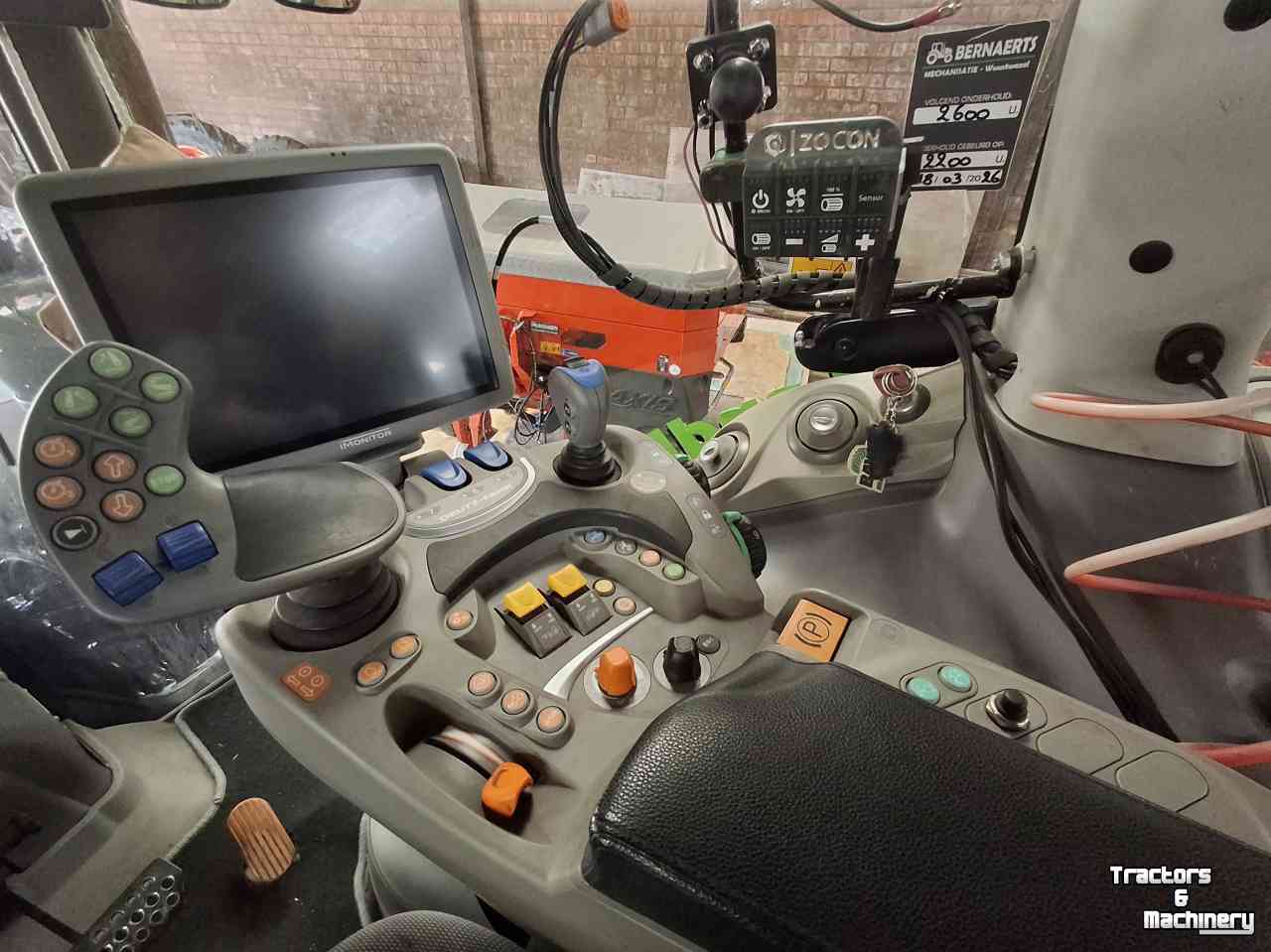 Schlepper / Traktor Deutz-Fahr 6215ttv