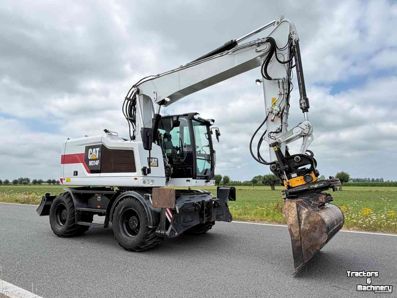 Mobilbagger Caterpillar Cat M314F - Engcon + bakkenwagen Mobiele graafmachine Midejo
