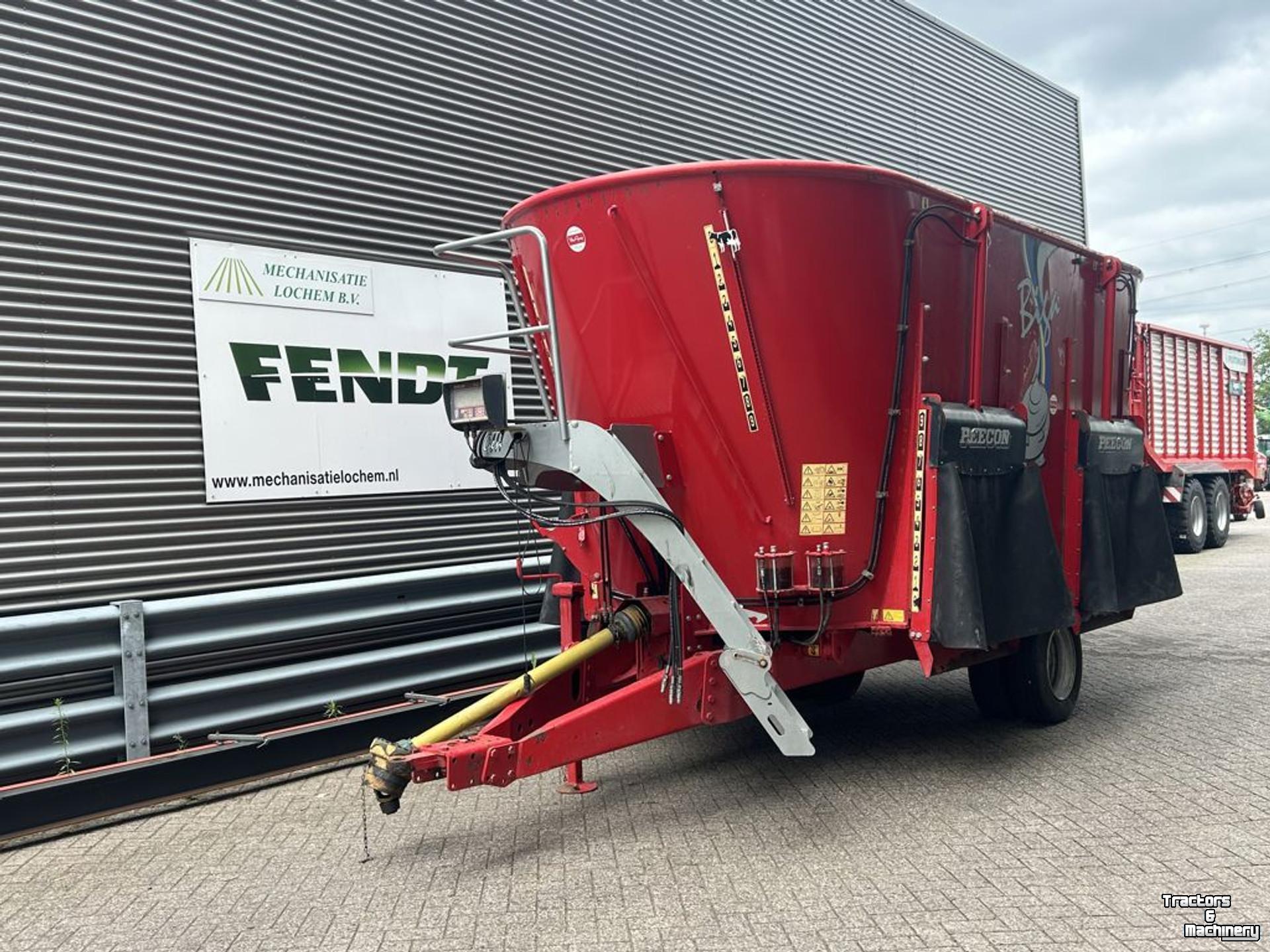 Futtermischwagen Vertikal Peecon VMW220