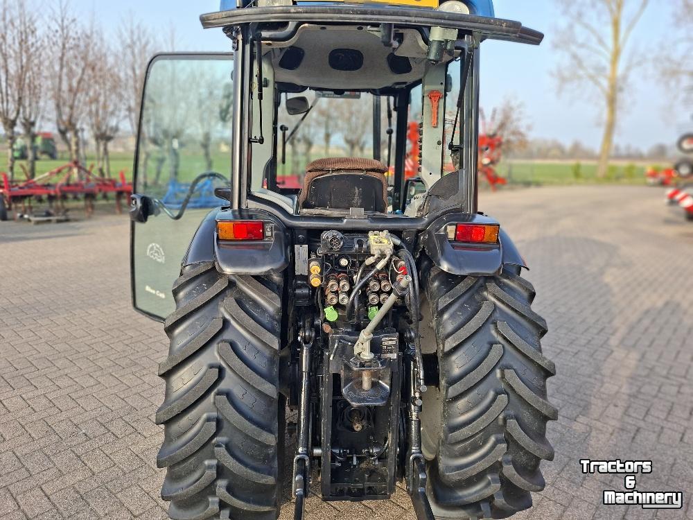 Obsttraktor New Holland T4.105N