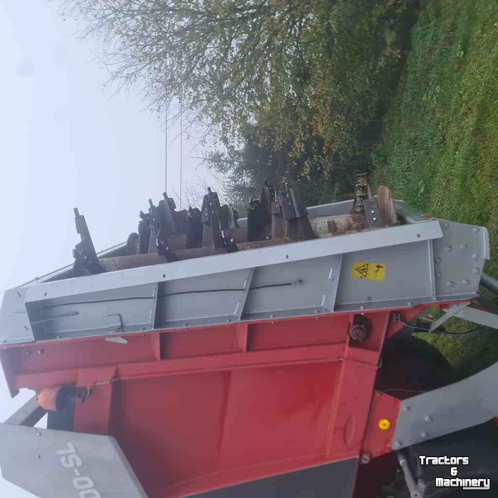 Stalldungstreuer  Perard Sl 200