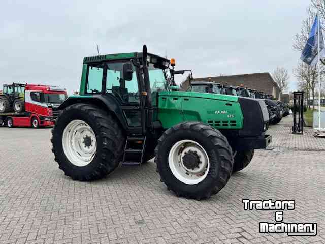 Schlepper / Traktor Valtra 8350 Hitech