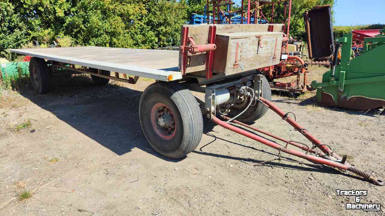 Anhänger  Wagen
