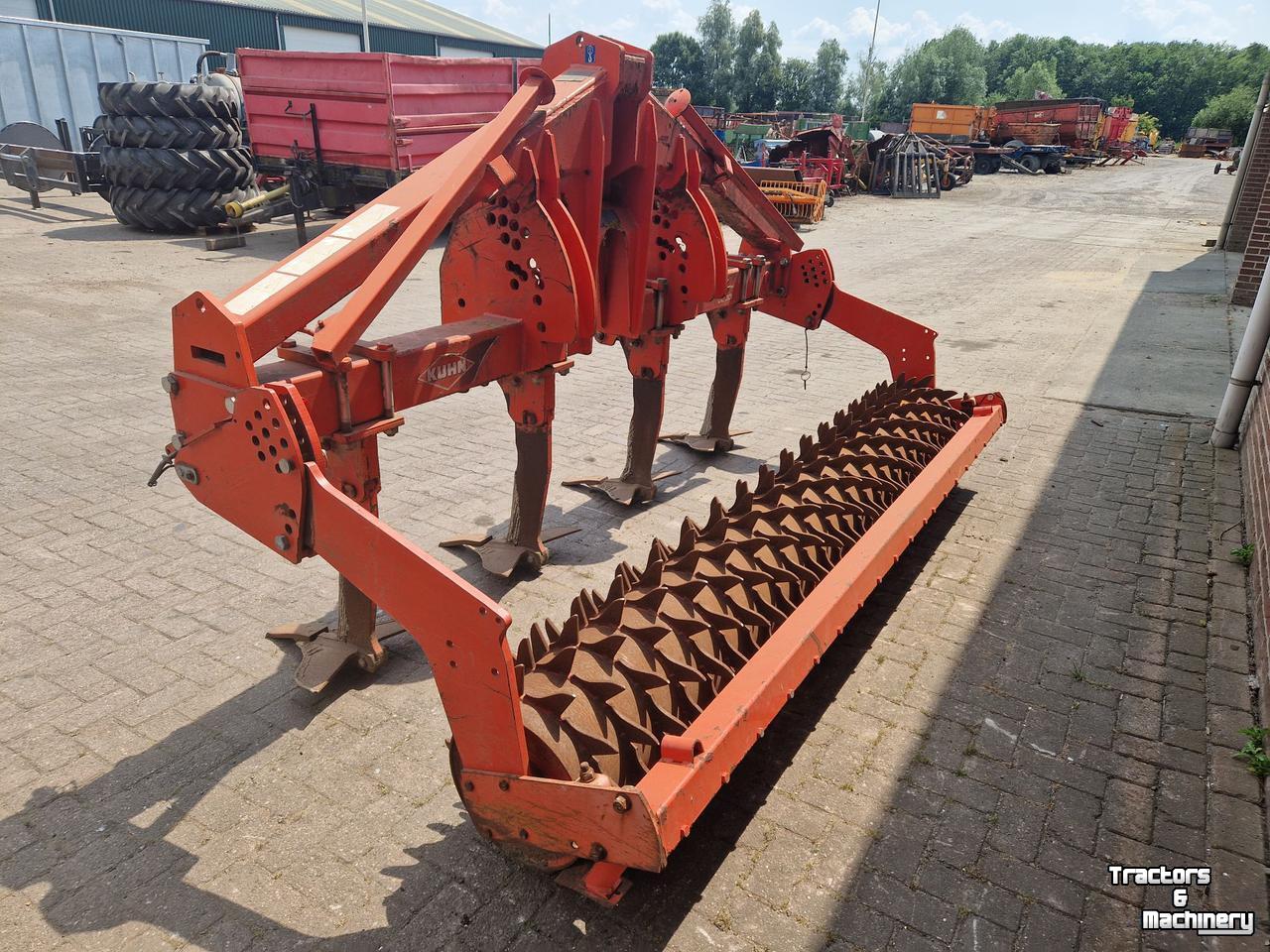 Tiefenlockerer Kuhn Diepwoeler