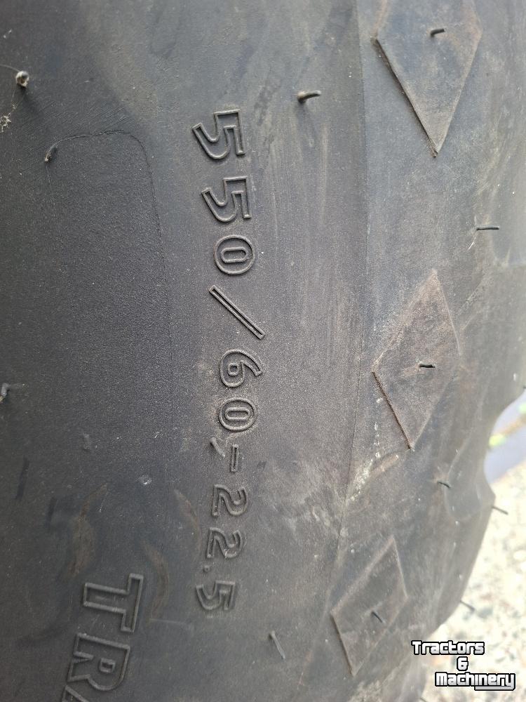 Räder, Reifen, Felgen & Distanzringe  550/60R22.5