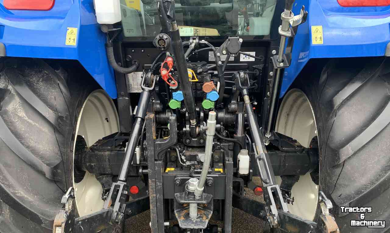 Schlepper / Traktoren New Holland T5.85 Dual Command