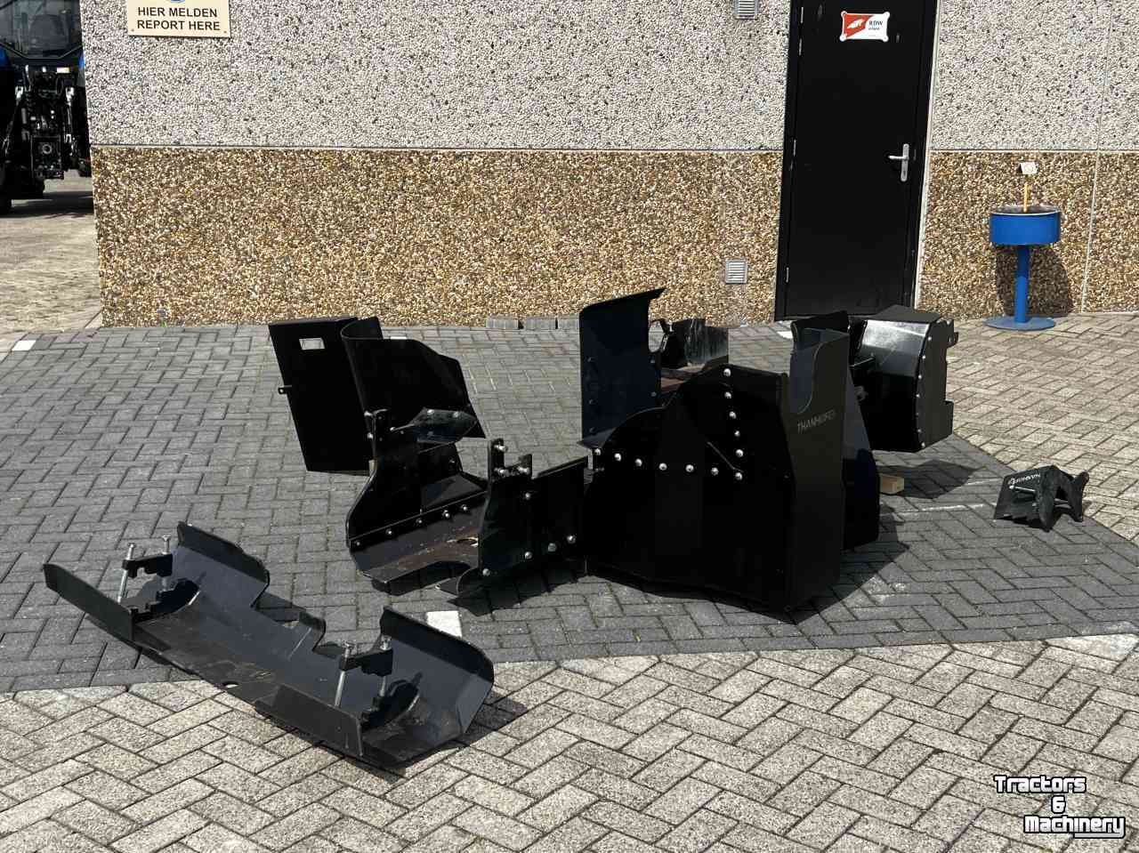 Schlepper / Traktor New Holland THANHOFER BOSBOUW afscherming T6.xxx