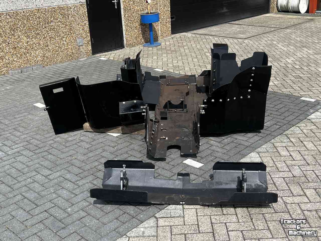 Schlepper / Traktor New Holland THANHOFER BOSBOUW afscherming T6.xxx
