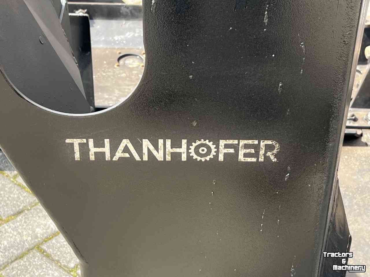 Schlepper / Traktor New Holland THANHOFER BOSBOUW afscherming T6.xxx