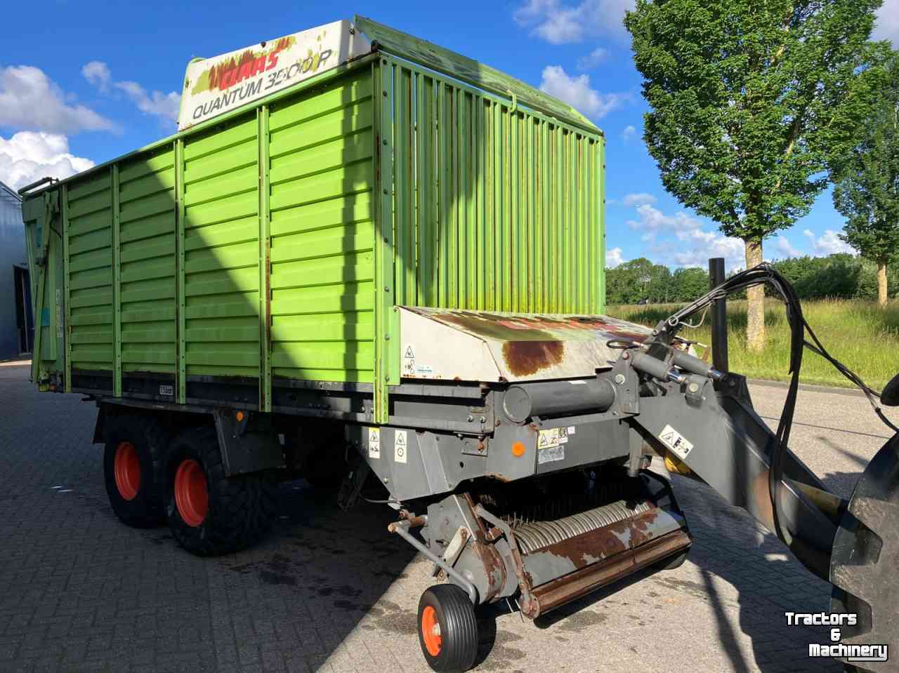 Lade- und Dosierwagen Claas Quantum 3500P