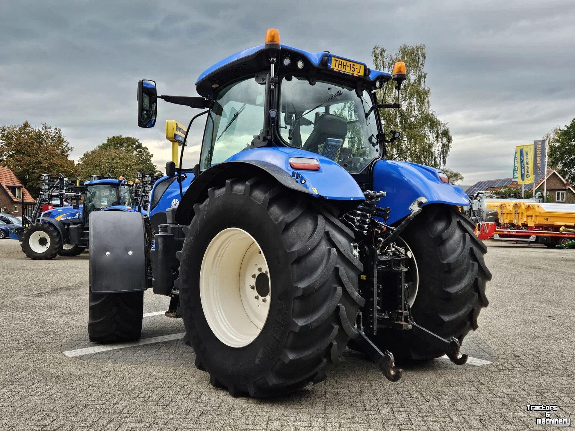 Schlepper / Traktor New Holland T7.210PC