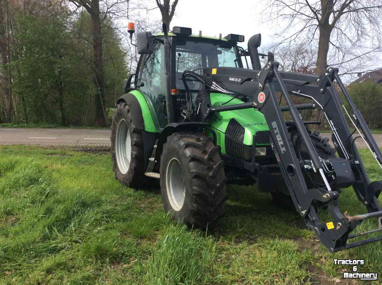 Schlepper / Traktoren Deutz-Fahr Agrotron 90 mk3