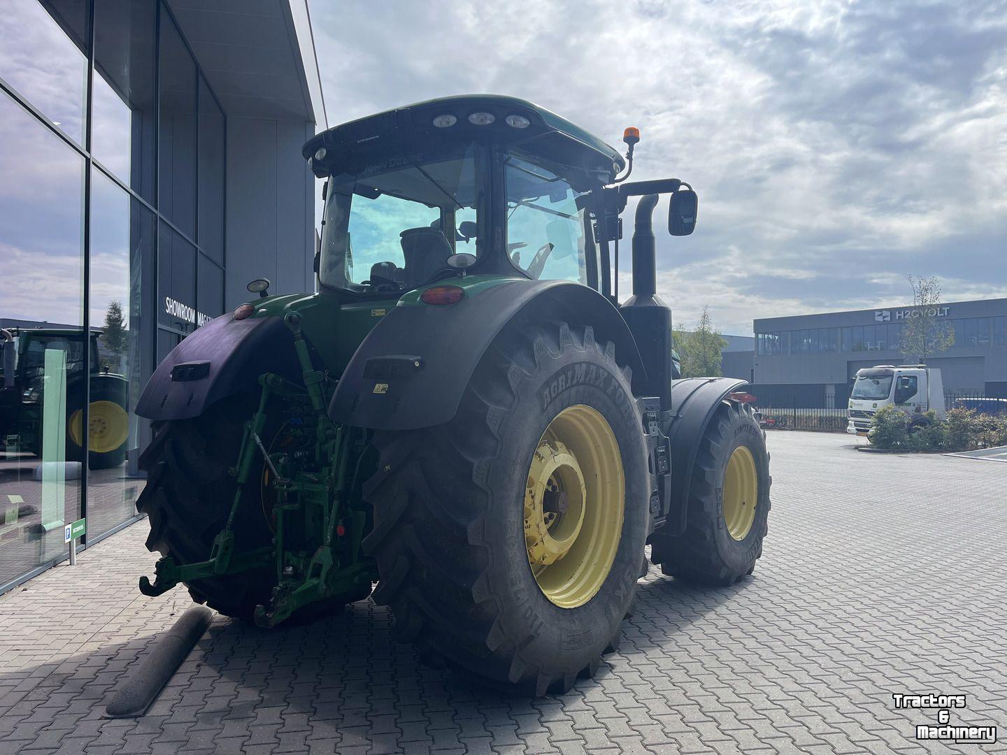 Schlepper / Traktor John Deere 7310R