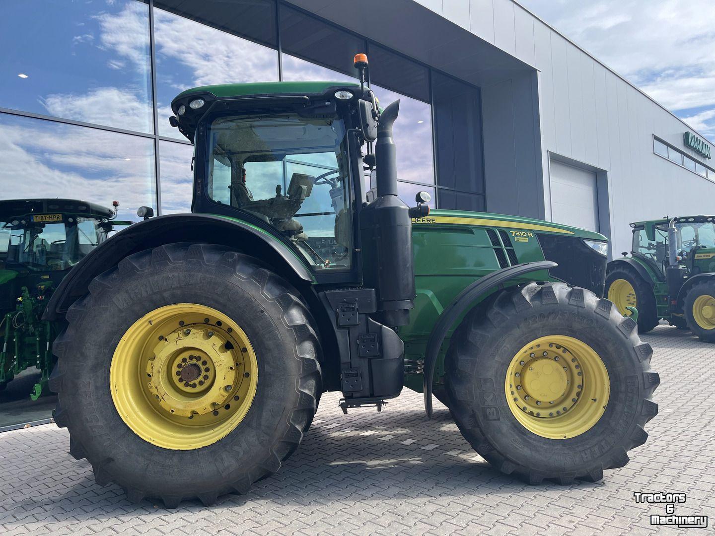 Schlepper / Traktor John Deere 7310R