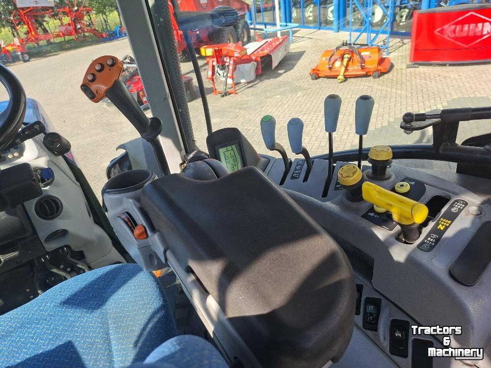 Schlepper / Traktor New Holland T7.200