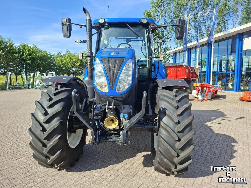 Schlepper / Traktor New Holland T7.200