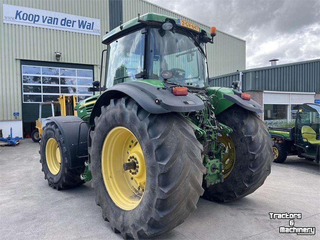 Schlepper / Traktor John Deere 7020 Series