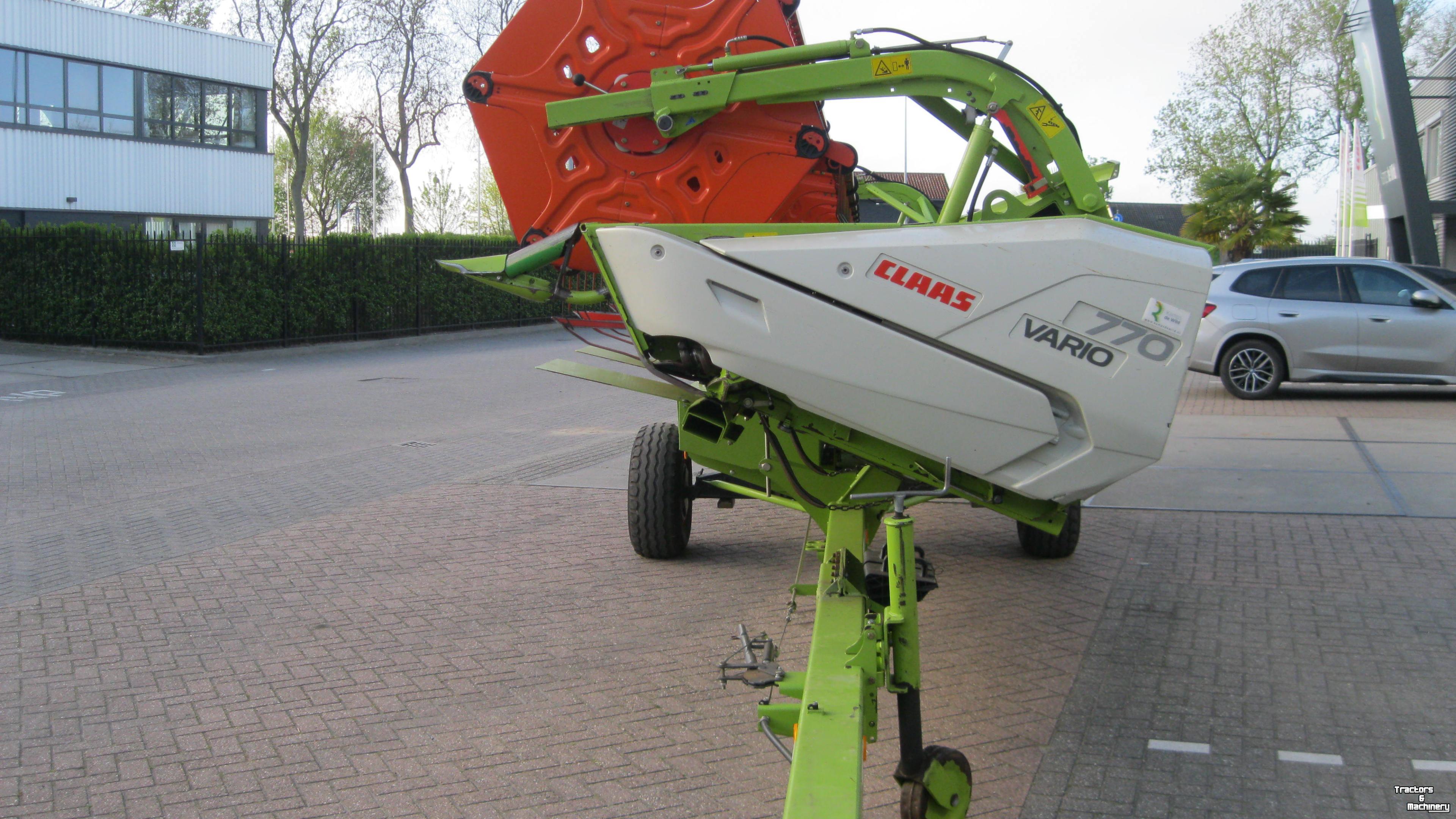 Maisgebiss Claas V770
