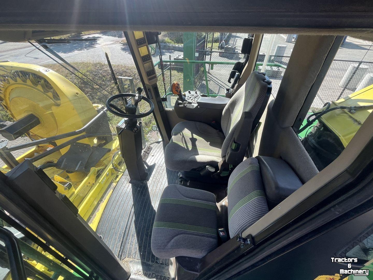 Feldhäcksler John Deere 7780