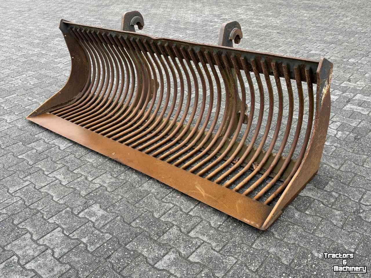Gesteinlöffels Hekamp Puinriek shovel 250 cm breed Volvo ophanging
