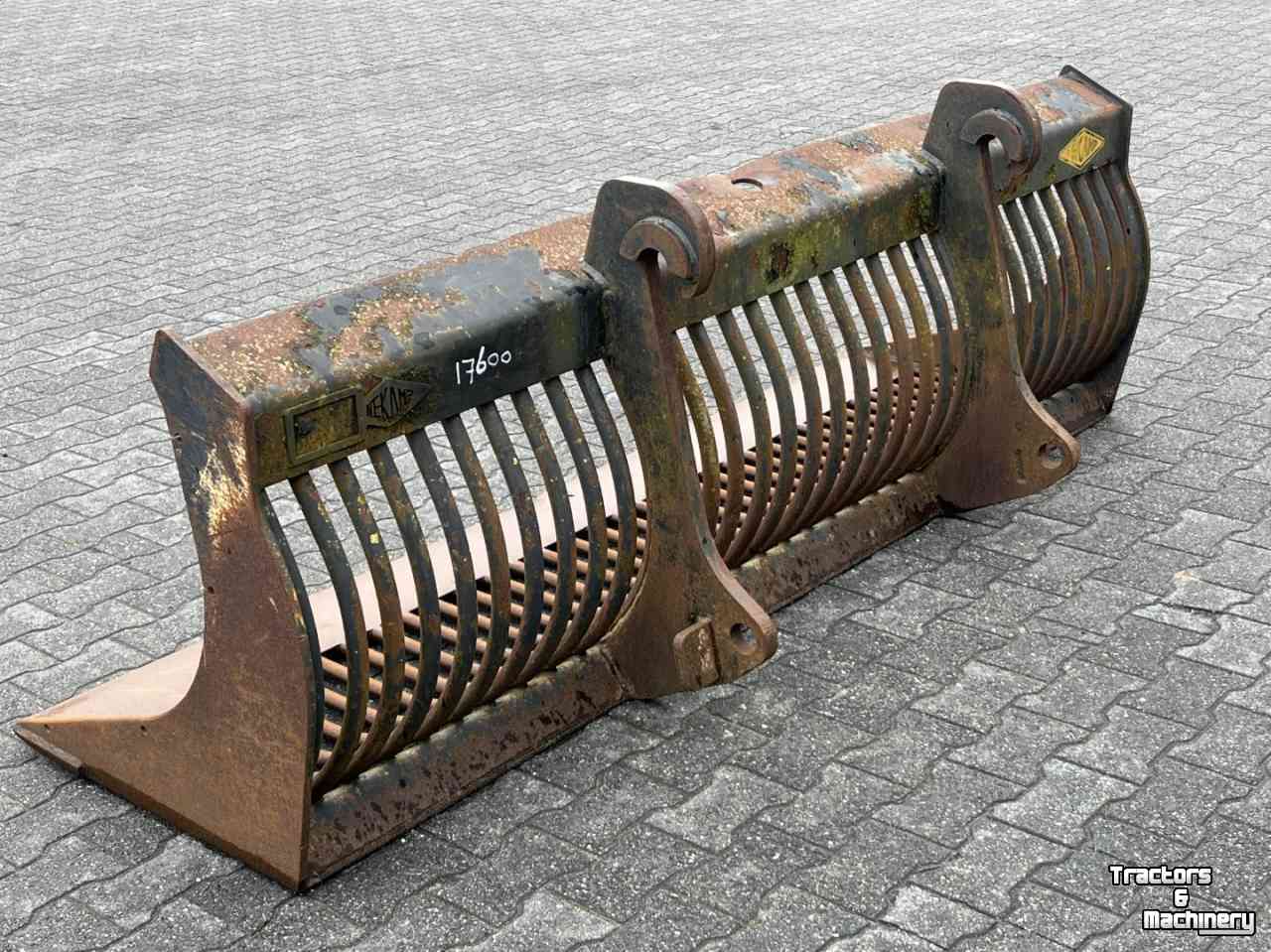 Gesteinlöffels Hekamp Puinriek shovel 250 cm breed Volvo ophanging