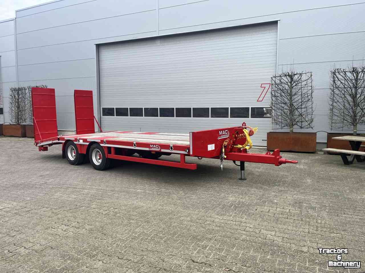 Tieflader / Anhänger MAC 16 Premium Plus