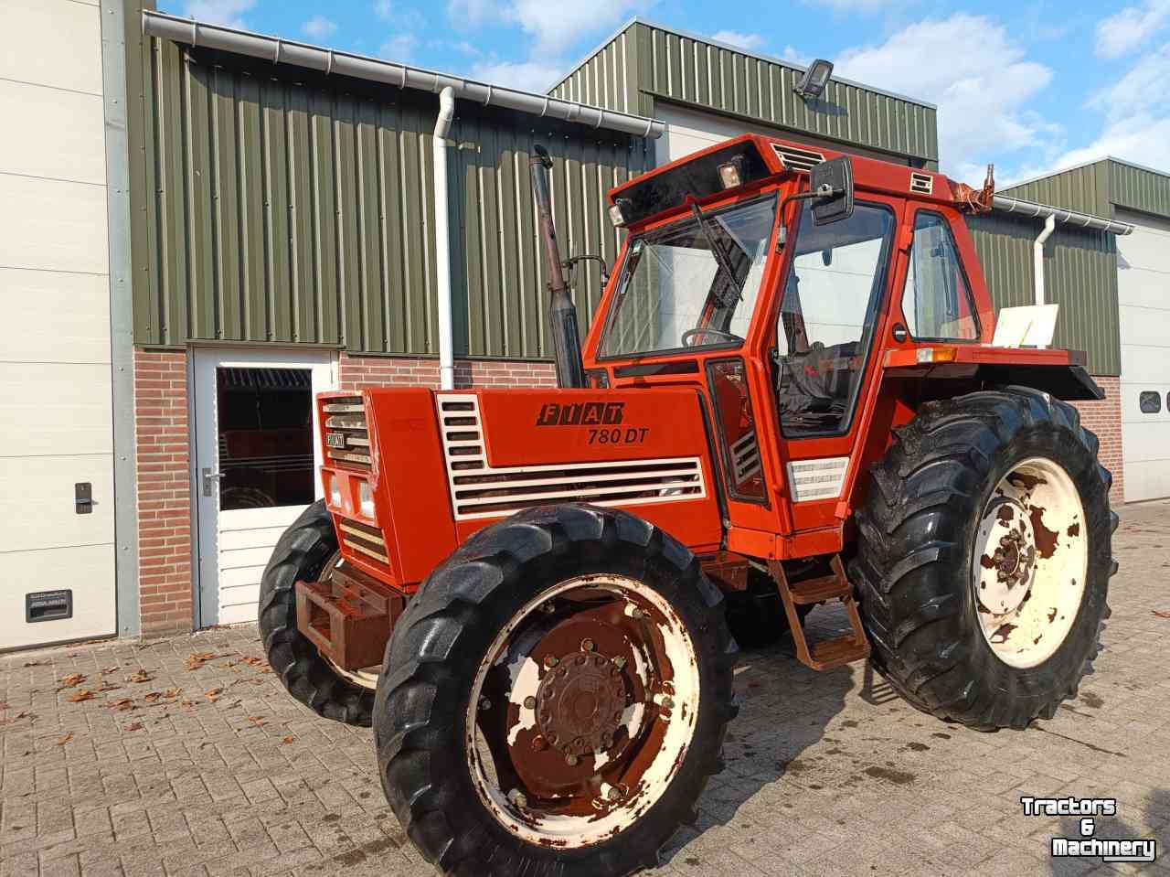 Schlepper / Traktor Fiat 780 DT
