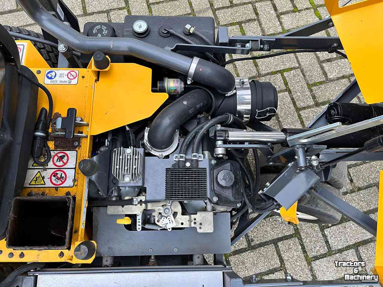 Aufsitzrasenmäher Walker MT25I-32