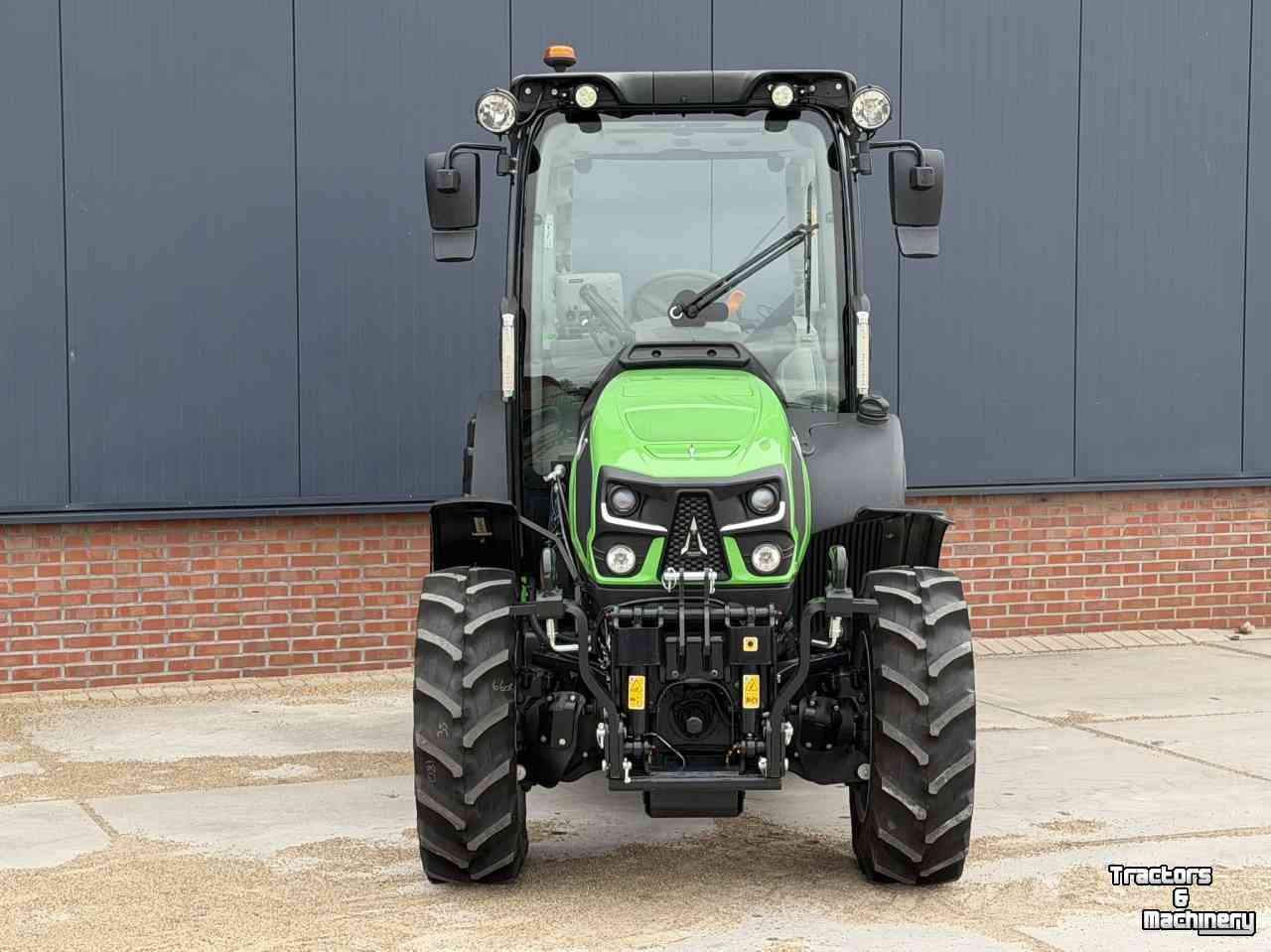 Schlepper / Traktor Deutz-Fahr 5115 DF TTV