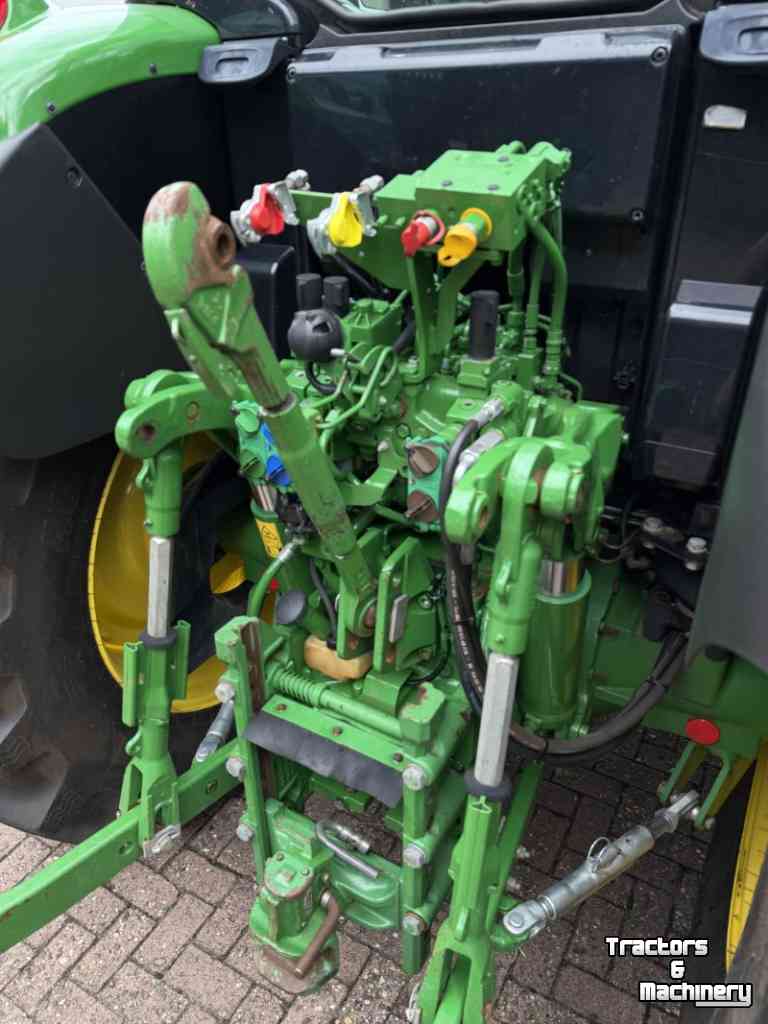 Schlepper / Traktor John Deere John Deere 6130M | 2022 | 2380 uur | 623R voorlader