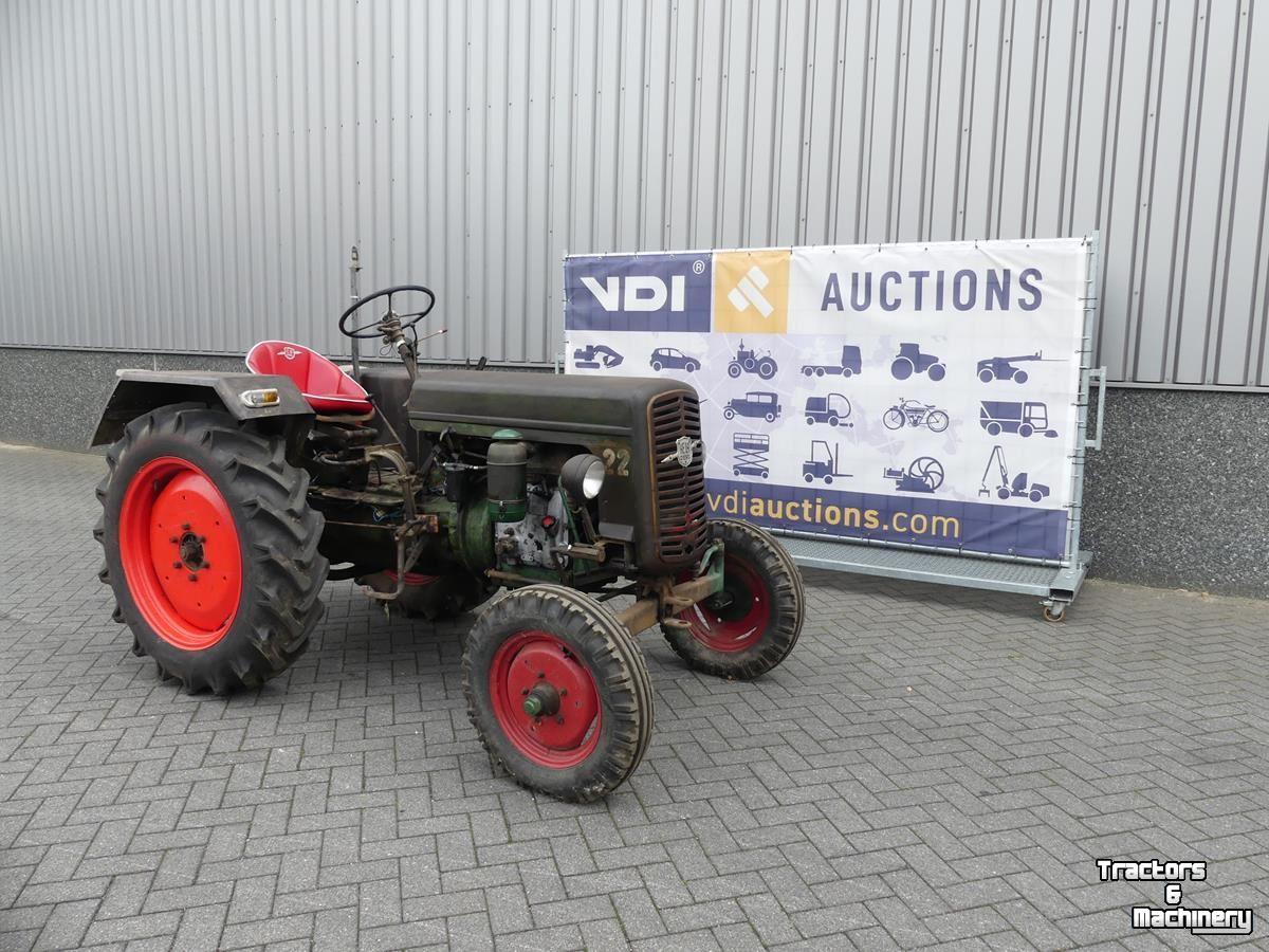 Schlepper / Traktor  Hermann Lanz D22