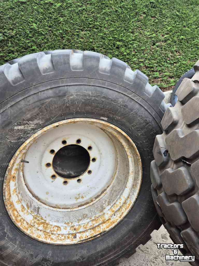 Räder, Reifen, Felgen & Distanzringe Alliance 710/50R30,5  Alliance 390