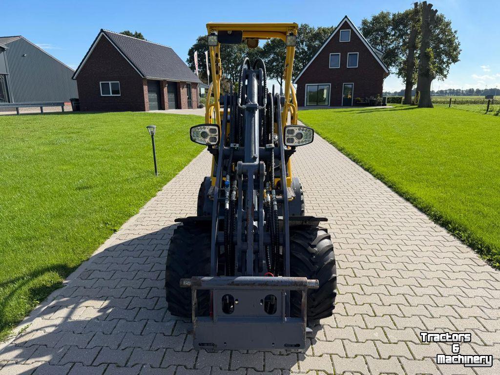 Radlader Eurotrac W11 W opname