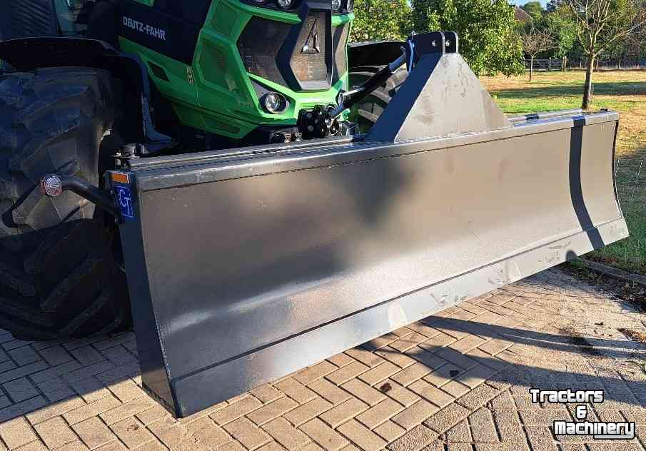 Planierschild  Frontschuif