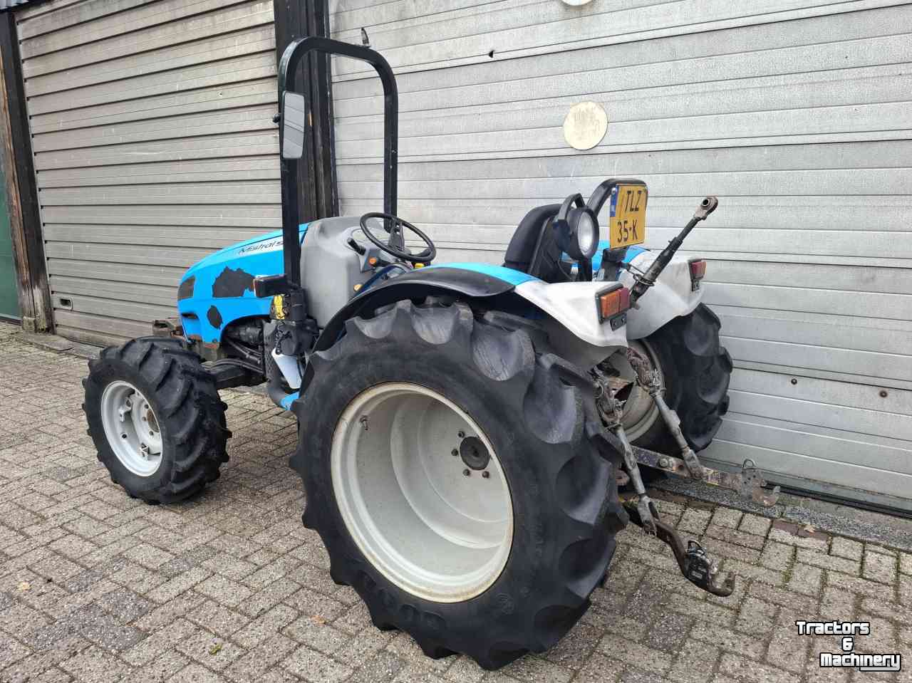 Gartentraktoren Landini Mistral 50 compact tractor traktor trekker cabrio tuintractor boomkwekerij boomgaard fruitteelt compacttractor