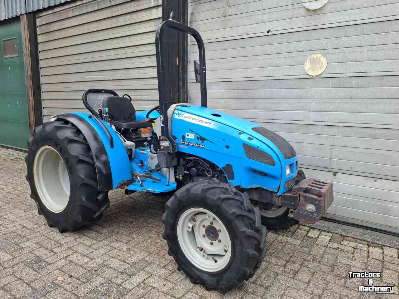 Gartentraktoren Landini Mistral 50 compact tractor traktor trekker cabrio tuintractor boomkwekerij boomgaard fruitteelt compacttractor