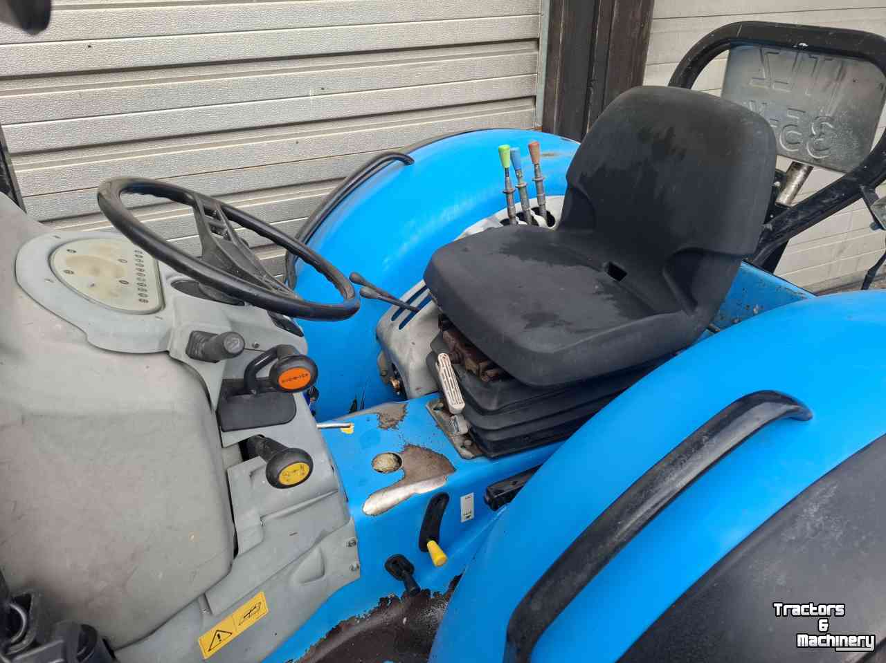Gartentraktoren Landini Mistral 50 compact tractor traktor trekker cabrio tuintractor boomkwekerij boomgaard fruitteelt compacttractor