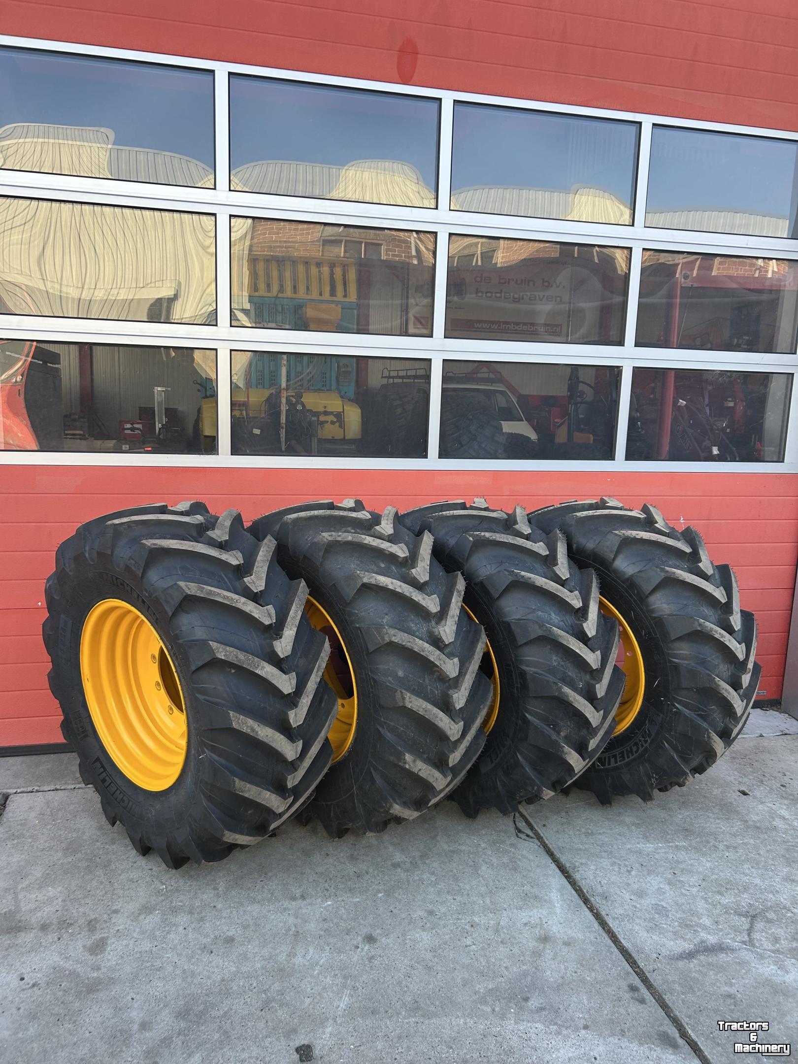 Räder, Reifen, Felgen & Distanzringe Michelin MICHELIN 460/70R24 MICHELIN XMCL op velg