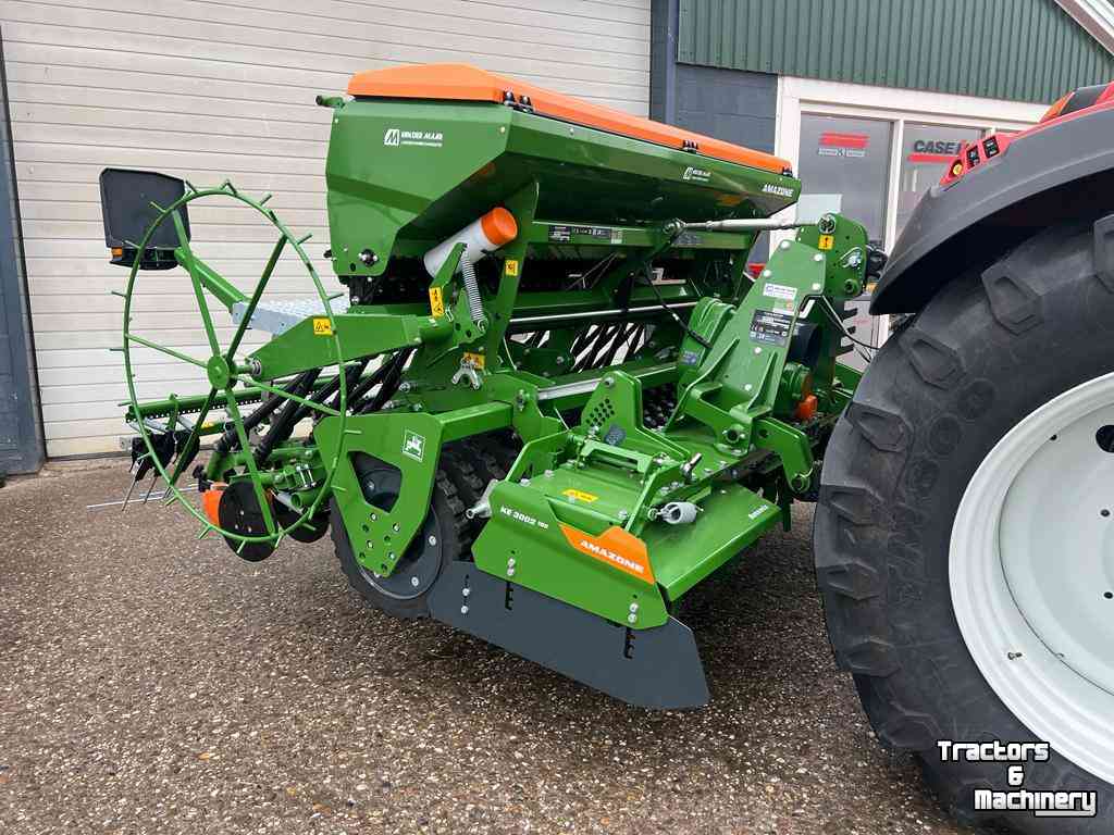 Sämaschine-Kombination Amazone KE 3002 rotorkopeg met Cataya 3000 zaaimachine